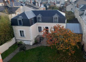 Gite Au Coeur de Tours, familial avec jardin au calme